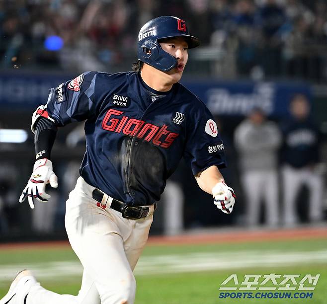 삼성마저 넘었다! 8승2패 '파죽지세' 거인군단 이끈 명장의 힘, 이제 '스승'을 마주한다…시즌초 최대 고비 [SC포커스]