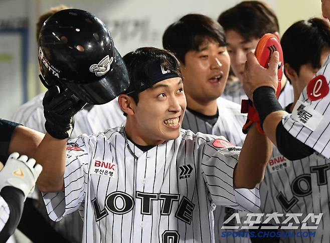 삼성마저 넘었다! 8승2패 '파죽지세' 거인군단 이끈 명장의 힘, 이제 '스승'을 마주한다…시즌초 최대 고비 [SC포커스]