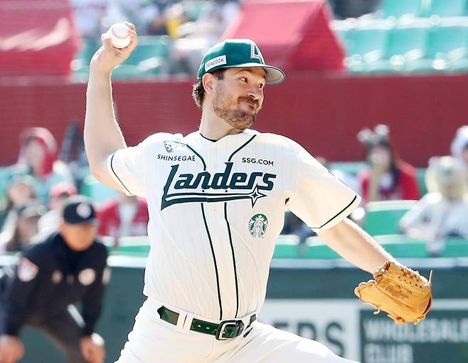 ‘작두’ 이대형이 뽑는 외국인 직구 3대장은? 왜 폰세는 ‘역대급 투수’ 찬사 받을까