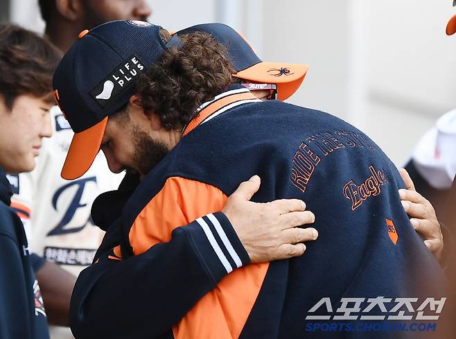 '현실 맞나' 24년만의 7연속 선발승보다 무섭다, 한화 1점대 철벽 불펜