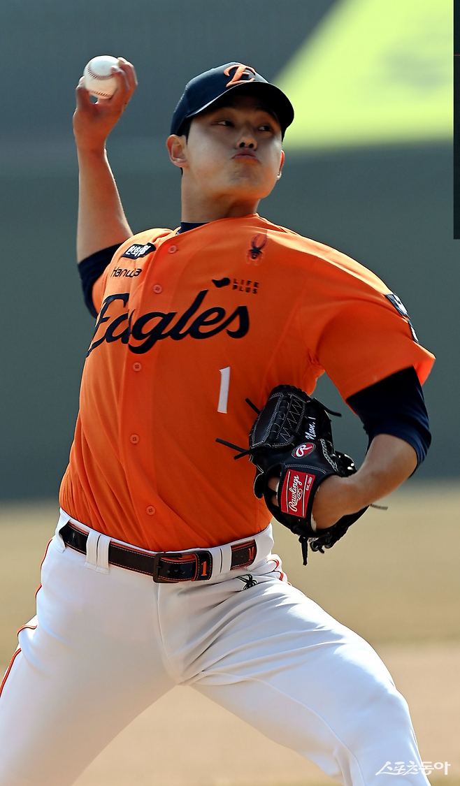 구단 신기록까지 1승 남았다…‘7연속 선발승’ 한화, 현대 투수 왕조의 ‘9’까지 바라본다