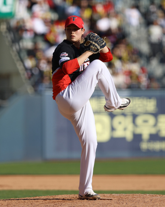 '곽도규의 몫까지 해낸다' 수술 소식 이후 4G 무실점…최지민의 고군분투 [IS 피플]