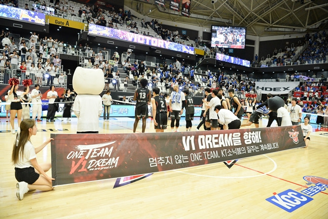 프로농구 잔치 망친 오심, 결국 '잔여경기 출전 정지' 심판 중징계... KBL