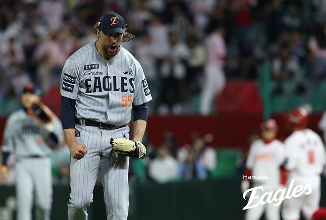 '승승승승승승승' 한화, 39년사 최초 신화 도전한다…'선발 8연승' 와이스 손에 신기록 달렸다