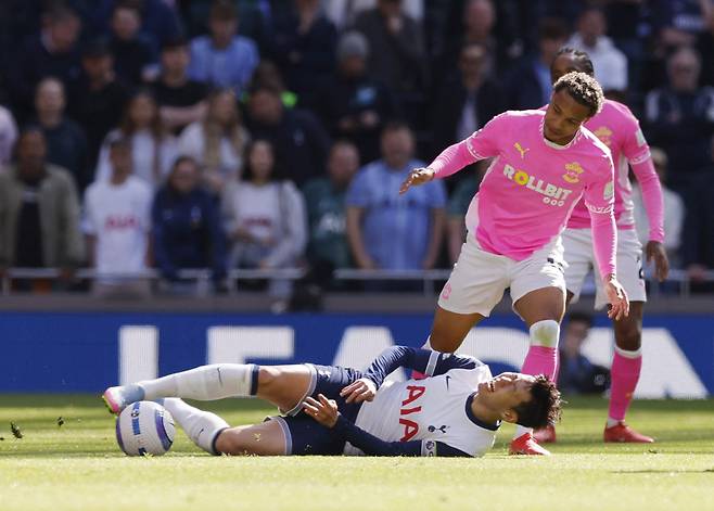 로메로 망친 토트넘 의료진, 결국 '韓 최고 에이스' 손흥민까지 고장냈다...