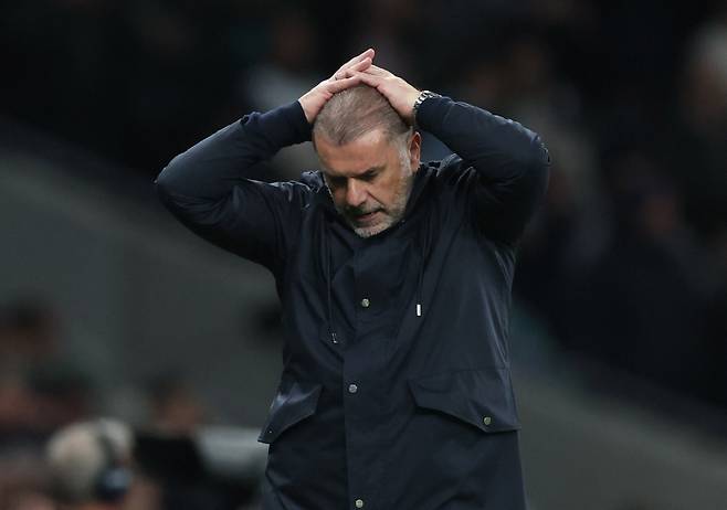 '손흥민 보고 싶다' 야유 폭발 토트넘 28년 만의 불명예 기록 눈앞, 노팅엄에 0-2로 밀린 채 전반 마감