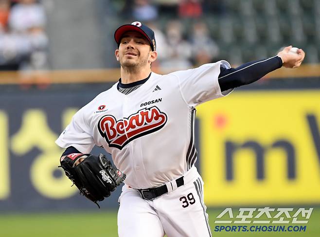 '5회까지 커쇼 → 6회부터 배팅볼' 80만불 외인의 변덕, 교체 타이밍 도대체 어떻게 잡나