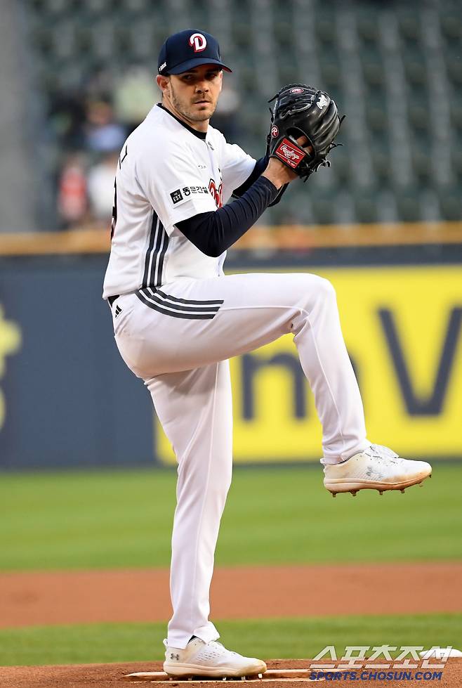 '5회까지 커쇼 → 6회부터 배팅볼' 80만불 외인의 변덕, 교체 타이밍 도대체 어떻게 잡나