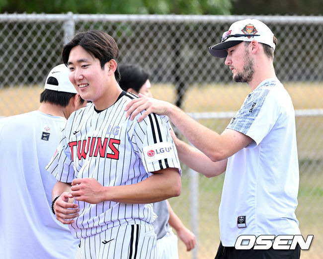 “최고 150km, 스위퍼도 던진다” 왜 아시아쿼터 테스트 투수를 대체 외인으로 데려왔을까