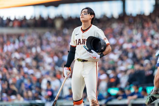 땅볼→땅볼→땅볼, 이정후 올시즌 최다 8타수 연속 무안타 침묵...SF 2-2 MIL(5회)