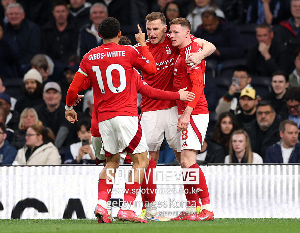 “손흥민 제발 돌아와” 토트넘, 17분 만에 2실점 대굴욕…노팅엄에 1-2 패배 