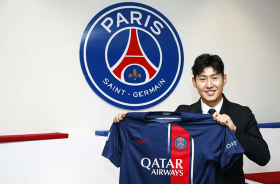 “파리 생제르맹, 이강인 맨유 이적 수락” PSG 정통 매체 폭로