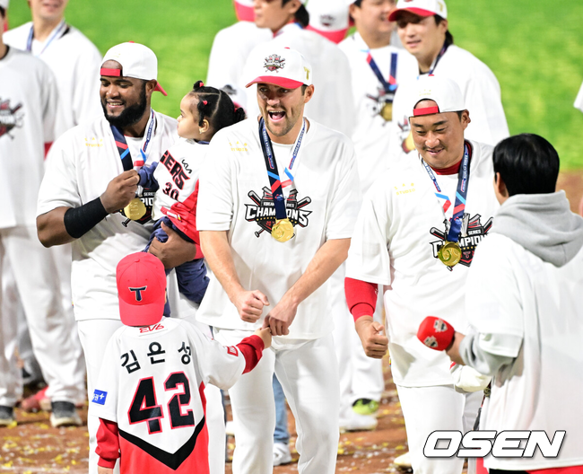 20승 헥터도 포기했다...돌아오면 세금폭탄? 테스형 KBO 복귀는 가능한가