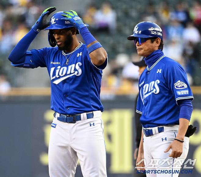 교체설 소문? 결국 감독이 직접 면담했다