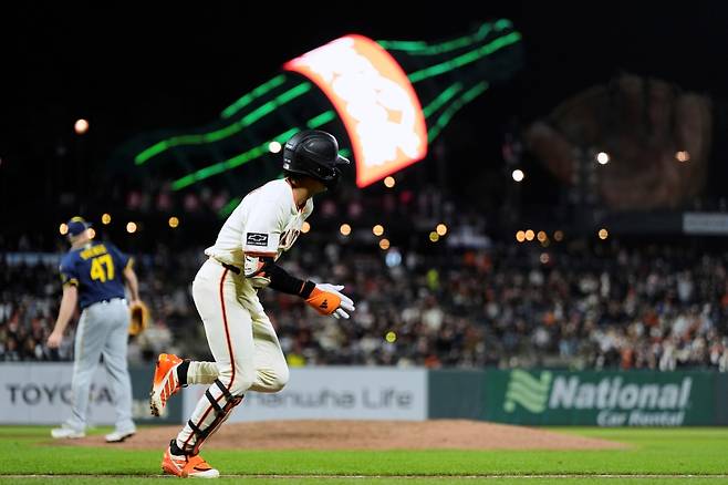 '시즌 2호 3루타' 이정후, 美 극찬 쏟아졌다...