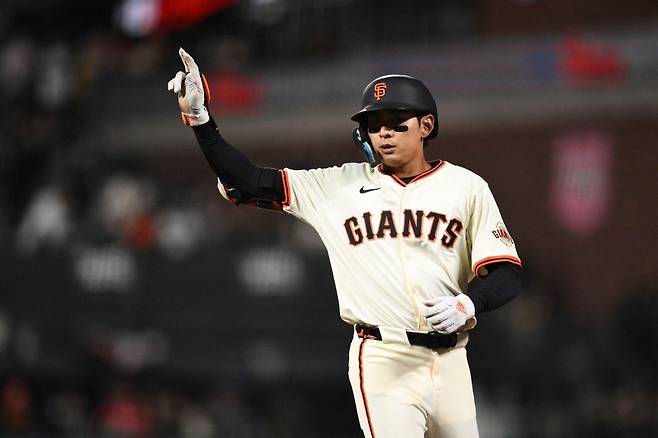 '시즌 2호 3루타' 이정후, 美 극찬 쏟아졌다...