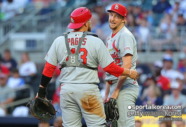 '마! 불펜 영 파이다' 방화에 승리 또 날아갔다...'KBO 역수출 신화' 페디, 3G 연속 QS 호투에도 선발승 실종