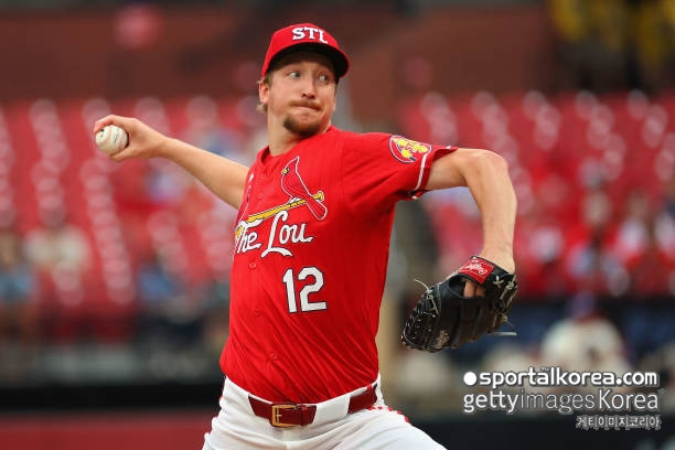 '마! 불펜 영 파이다' 방화에 승리 또 날아갔다...'KBO 역수출 신화' 페디, 3G 연속 QS 호투에도 선발승 실종