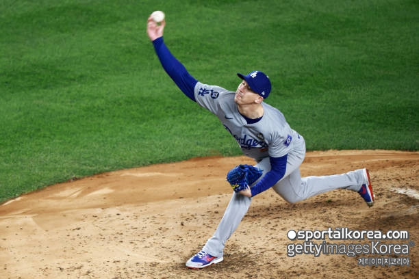 다저스 땅 치고 후회하겠다...WS 우승 후 내팽개쳤던 뷸러, 7이닝 1실점으로 완벽 부활→LAD 선발진은 부상에 골머리