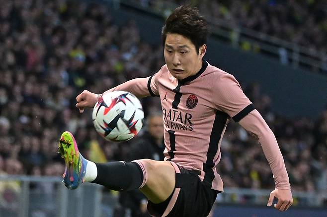 ‘두 달’ 만에 터진 이강인의 ‘시즌 6호 도움!’ PSG, 비티냐 선제골로 낭트에 1-0 리드(전반 종료)[리그앙 전반]