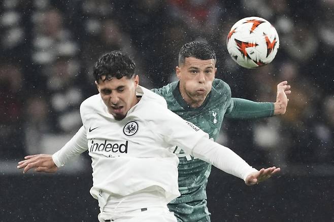 손흥민 골치 아프게 한 '프리킥 탐욕왕' 결국 내쫓긴다…950억에 맨시티 COME BACK?→뮌헨도 관심 있다