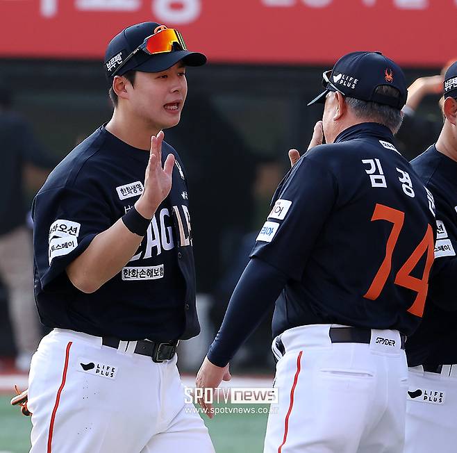 드디어 한화 100홈런 거포 부활했다…그런데