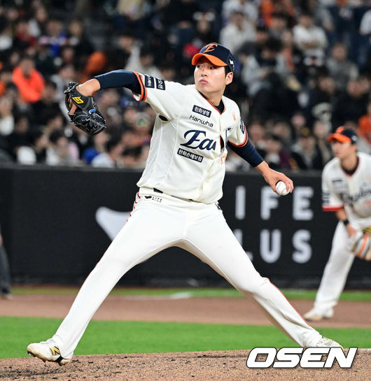 김서현·정우주만 있냐, 한화 불펜에 21세 좌완 영건까지 등장…하루 달걀 10개 '벌크업' 노력 통했다