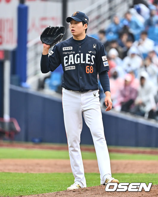 김서현·정우주만 있냐, 한화 불펜에 21세 좌완 영건까지 등장…하루 달걀 10개 '벌크업' 노력 통했다