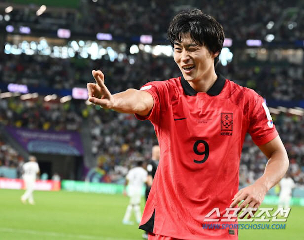 '韓 월드컵 최초 멀티골' 조규성만 있었어도 이런 일 없을텐데 '11개월 결장'...미트윌란, 우승 앞에서 급추락 '2위 하락→우승 비상'