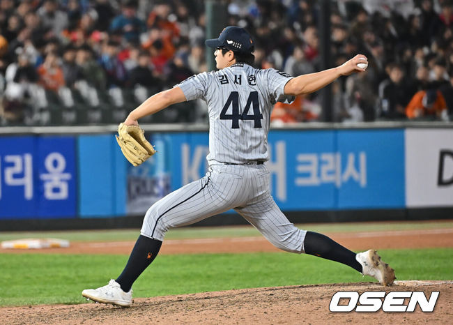 볼볼볼볼볼볼볼…리그 유일 '제로 마무리' 첫 블론 위기→병살타 위기 탈출,
