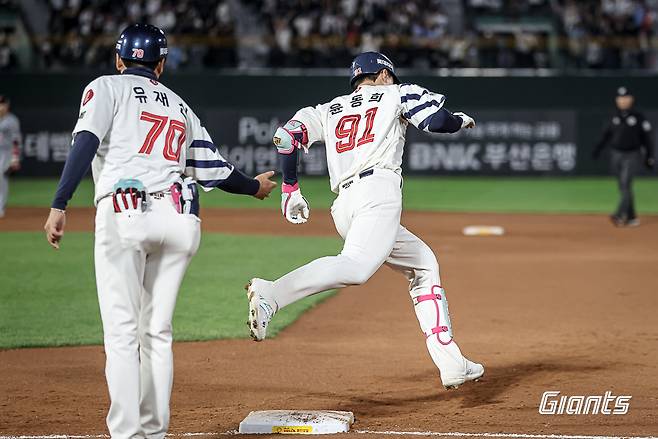 승승승승승승승승패! 한화 8연승 끝났다…레이예스 거르고 나승엽? 류현진 무너졌다→롯데 4-3 역전승, 한화 선발 9연승 실패 [사직:스코어]