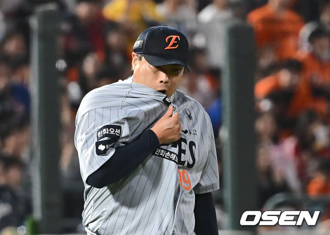 승승승승승승승승패→류현진 망연자실…'RYU 상대 .545' 천적 고의4구 타당했는데, 90억 1루수가 정녕 못 잡을 타구였나