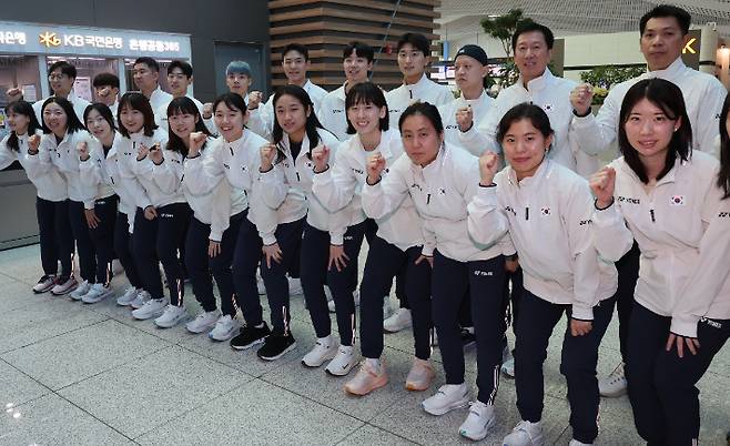 '안세영, 전설 박주봉 감독과 첫 호흡' 韓 배드민턴, 8년 만의 세계혼합단체전 정상 도전