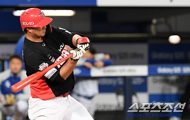 '진짜 겁 없는 놈이네' 70억 FA도 감탄한 고졸 루키 배찬승...153km 직구 정면 승부[대구 현장]