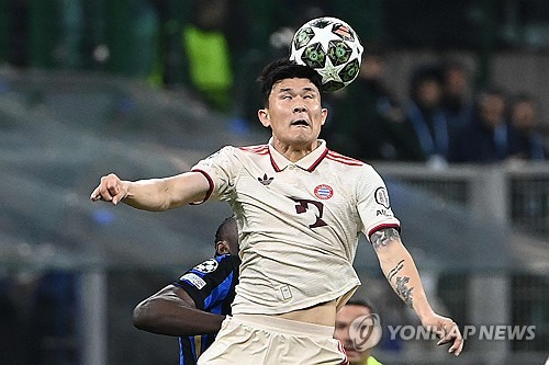 '대반전' 김민재 OUT 다이어 재계약!…뮌헨, 다어어 헌신 택했다→김민재 이적 수순 (플레텐베르크)