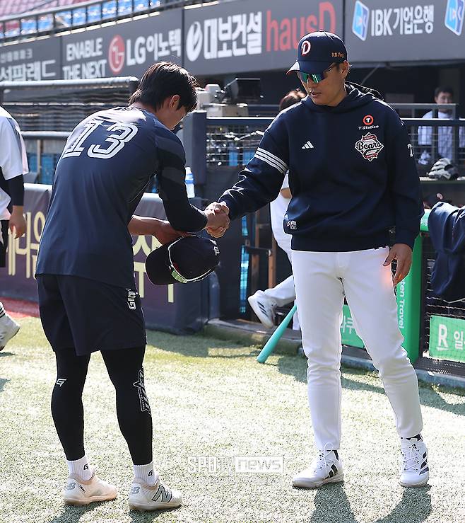 '(전)민재 너무 잘해' 이승엽 감독, 롯데로 간 4할 타자와 아쉬운 악수