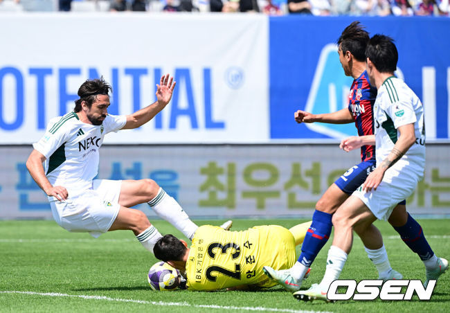 '전북 한 골 뺏겼다?' 또 불거진 오심 논란...알고 보니