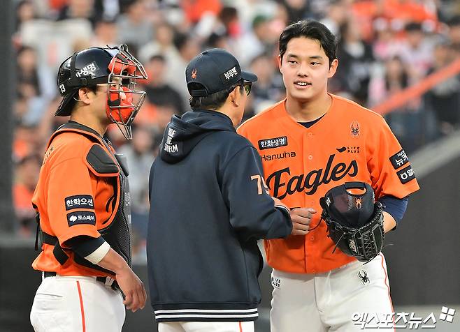 문동주가 돌아왔다! 160km 속구에 변화구까지