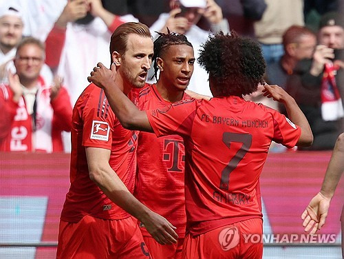 '45분 출전' 김민재, 한국 최초 대역사 1승 남았다!…바이에른 뮌헨, 마인츠 3-0 완파 '우승 눈 앞' [분데스 리뷰]