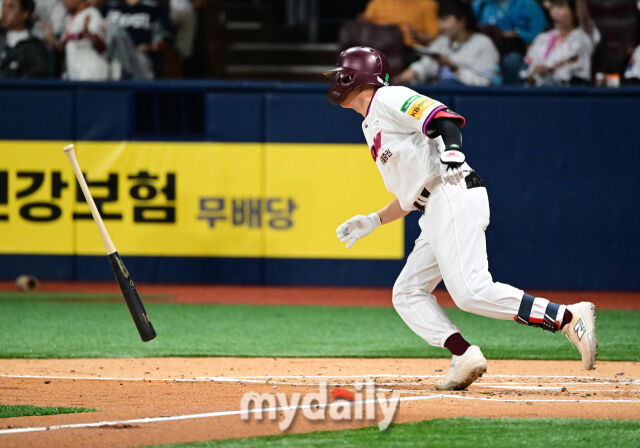 2008년 프로 데뷔 후 첫 만루홈런, 상대가 김광현 대박…'한화→삼성→한화→롯데→키움' 36세 내야수 일냈다 [MD인천]