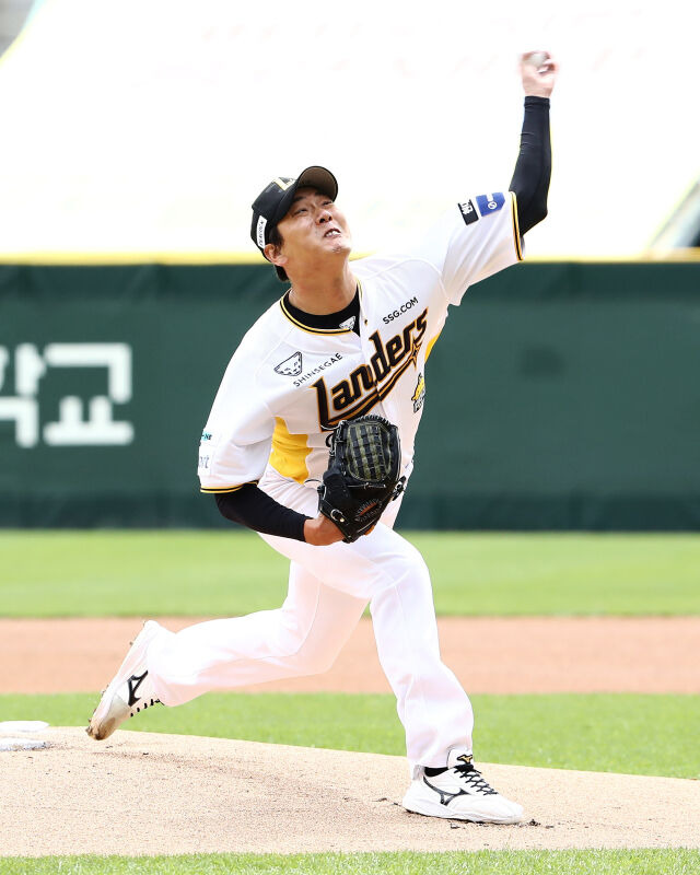 '이럴 수가' 5실점→5실점→7실점→ERA 5.30 폭등, 1승 김광현 승리 시계 언제 돌아가나…벌써 패패패패라니 [MD인천]