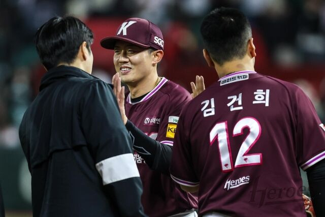 연봉 4000만원이 아깝지 않다…'한화→삼성→한화→롯데→키움' 36세 저니맨, 왜