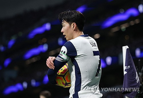 '손흥민 우승' 하늘이 돕는다!…유로파 준결승 상대팀 '주전 5명 대거 결장'→토트넘은? SON 빼면 문제 NO