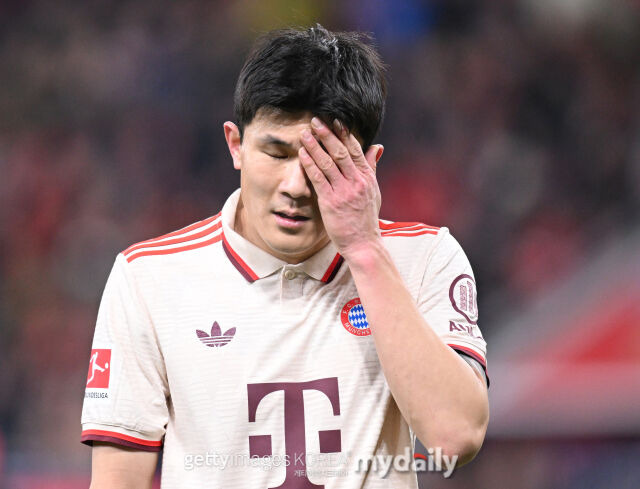 바이에른 뮌헨, 김민재 아킬레스건 끊어질 때까지 혹사…'이적료 회수하면 방출' 비난