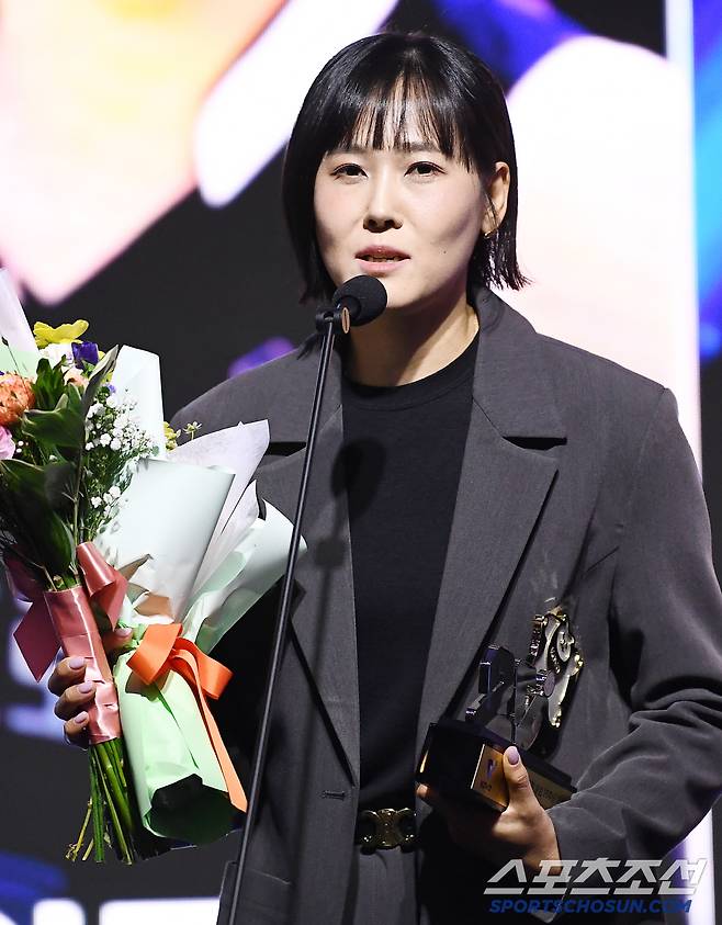 '예고된 트레이드 현실로' 39세 임명옥, 기업은행 이적! 이소영X황민경과 막강 수비라인 구축 [공식발표]