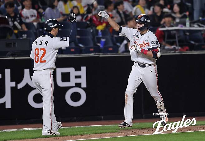 '50억 FA 첫 대포 쾅!' 한화, 승승승승승승승승패패승승승→'선발 8연승' 또 간다?…LG전 싹쓸이패 갚았다 [대전:스코어]