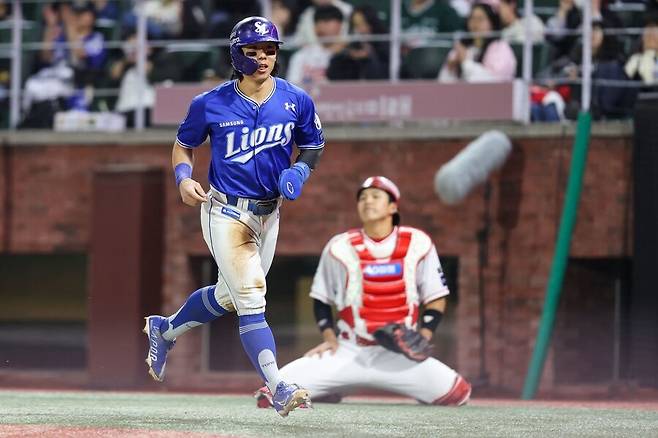 연승 달린 삼성·한화, 연패 늪 빠진 LG…요동치는 선두 싸움