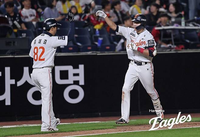 연승 달린 삼성·한화, 연패 늪 빠진 LG…요동치는 선두 싸움