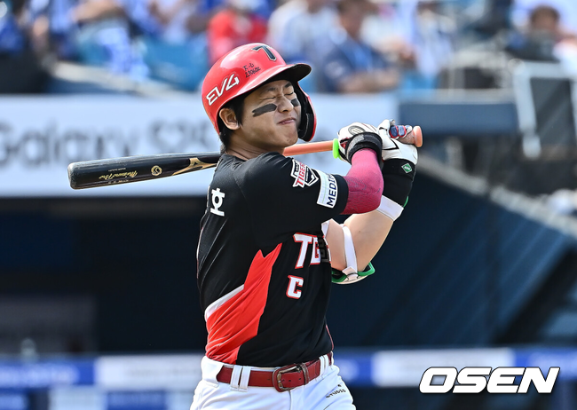 'OPS 1위' 42세 거물 FA 급부상...머리 아픈 KIA, 예비 FA 7명 모두 잡을 수 있나