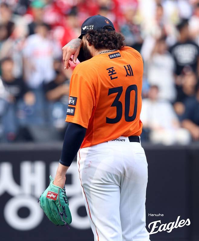 '설마 이번에도 스윕?' 1차전 내준 한화...'5일 휴식 '폰세에 반전 달렸다